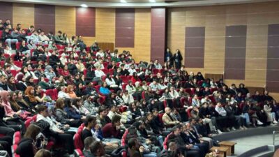 Kastamonu Üniversitesi'nde düzenlenen AVI-X konferansında, Türkiye'nin ilk deneyimsel test pilotu