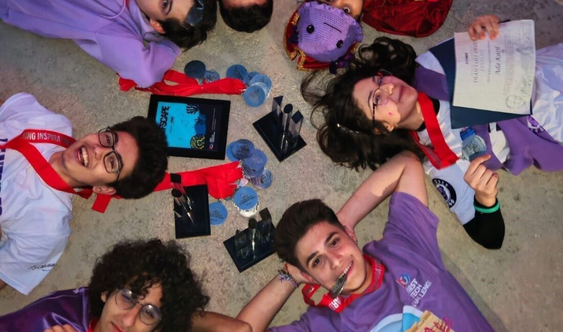 Manisa'dan Lavender Robotics takımı, Amerika'da düzenlenecek Dünya Şampiyonası'na katılma hakkı