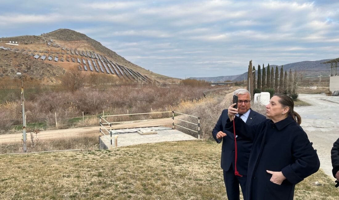 •  Kale Grubu Başkanı ve CEO’su Zeynep Bodur Okyay: