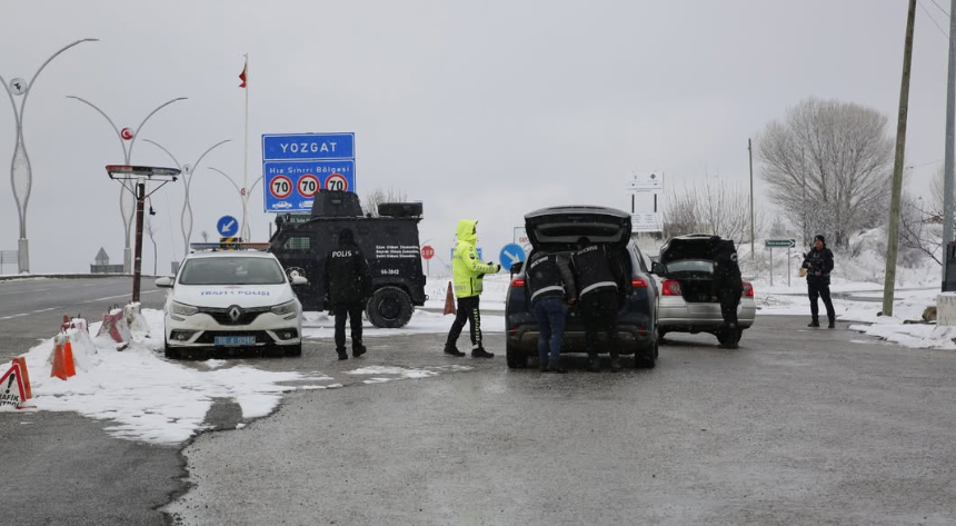Yozgat İl Emniyet Müdürlüğü, kent genelinde asayiş ve trafik güvenliğini