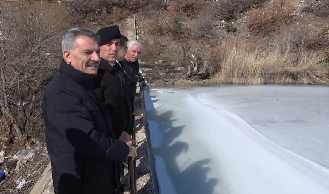 Yozgat’ın Akdağmadeni ilçesinde kaybolan öğretmen için başlatılan arama çalışmaları sürüyor.
