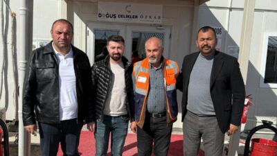 AK Parti Yerköy İlçe Başkanı Selahattin Atalay, yönetim kurulu üyeleri