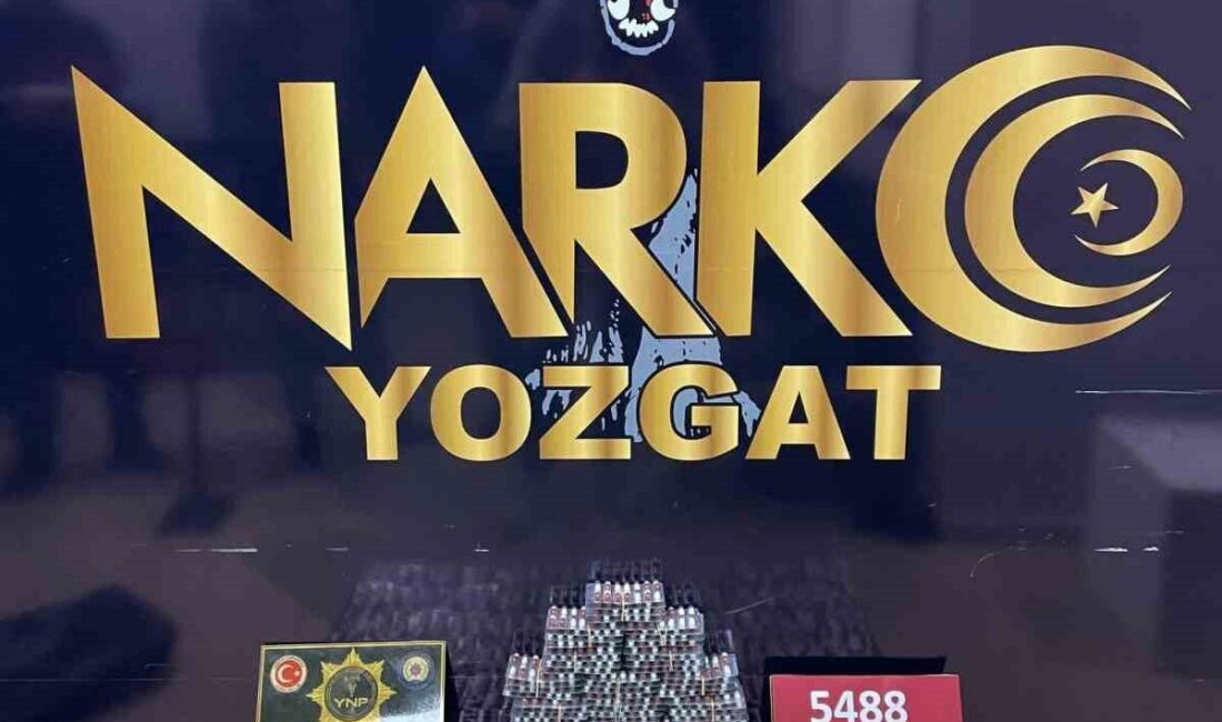 Yozgat'ta yapılan operasyonda şüpheli araçta 5 bin 488 adet sentetik