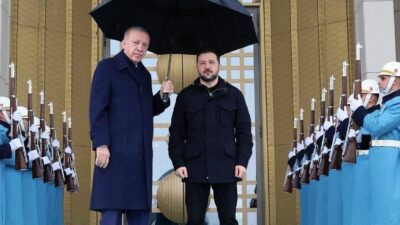 Ukrayna Devlet Başkanı Zelenskiy ve ABD Başkanı Trump arasındaki canlı