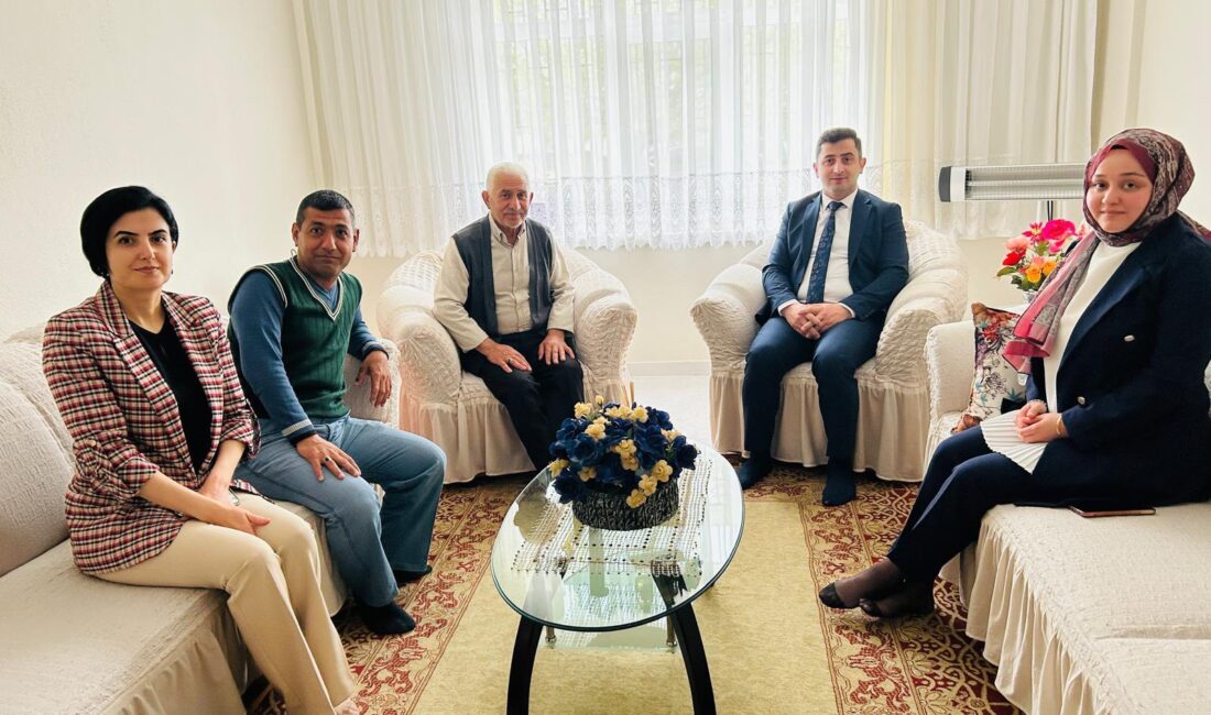 Çiçekdağı ilçesinde, Kaymakam Murat
