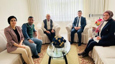 Çiçekdağı ilçesinde, Kaymakam Murat Görmüş, eşi Arzu Görmüş ve ilgili