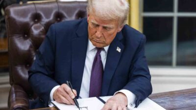 ABD Başkanı Donald Trump, TikTok'un satılmaması durumunda uygulanacak yasağı 75