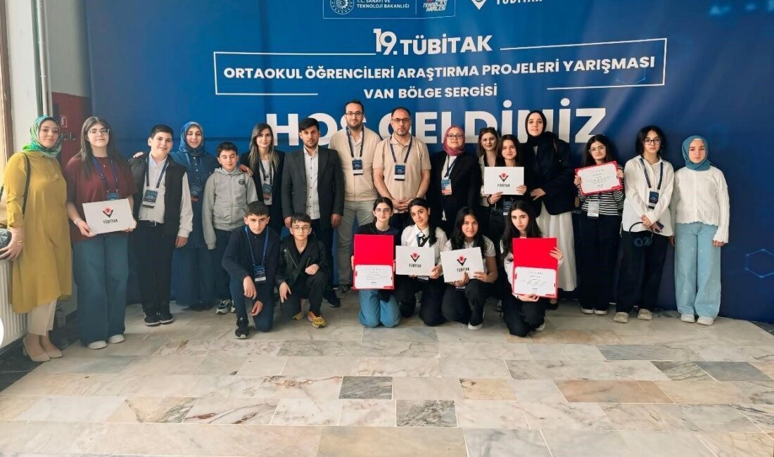 TÜBİTAK tarafından düzenlenen Ortaokul Öğrencileri Araştırma Projeleri Yarışması'nda Ağrı’dan 4
