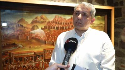 Yazar Seçkin Küskü'nün Ankara Kalesi'nin gizem dolu hikayesini anlatan 'Surdaki
