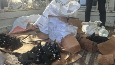 Ankara'da düzenlenen operasyonda OSTİM Organize Sanayi Bölgesi'nde bir iş yerinde
