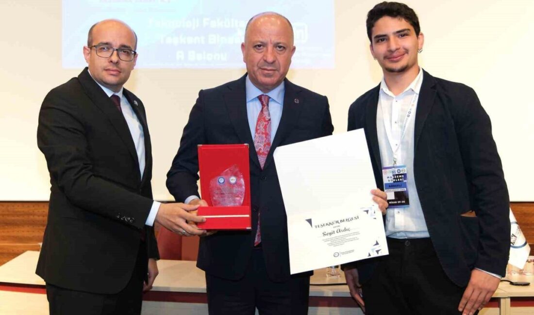 ASO Başkanı Seyit Ardıç, Gazi Üniversitesi Metalurji Araştırma Topluluğu’nun "Malzeme