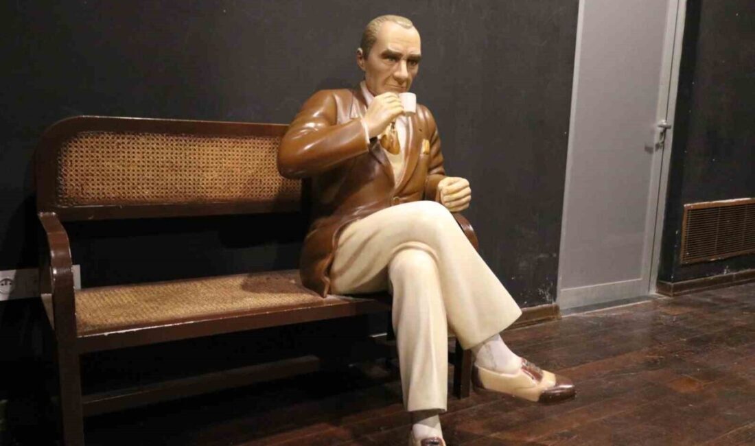 Atatürk heykeli depoya kaldırıldı Kırşehir'de CHP'li belediye tarafından