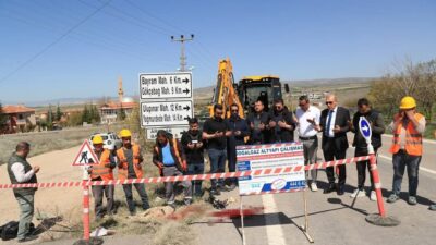 Ayaş ilçesindeki mahalleler için uzun zamandır beklenen doğalgaz yatırımı başladı.