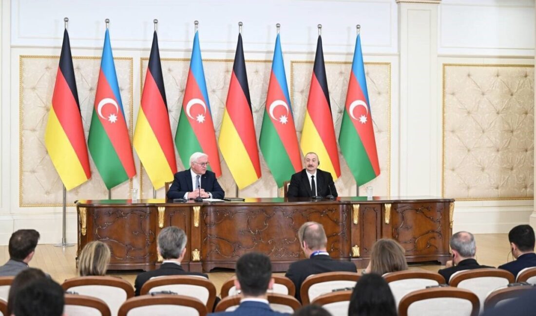 Azerbaycan Cumhurbaşkanı İlham Aliyev ve Almanya Cumhurbaşkanı Frank-Walter Steinmeier arasında