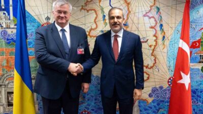 Hakan Fidan, NATO toplantısında Ukrayna Dışişleri Bakanı Sybiha ile Brüksel'de