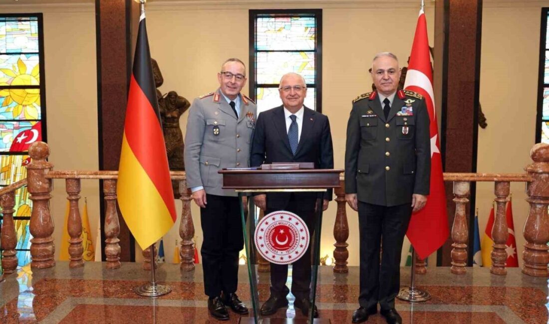 Milli Savunma Bakanı Yaşar Güler, Almanya Genelkurmay Başkanı Orgeneral Carsten