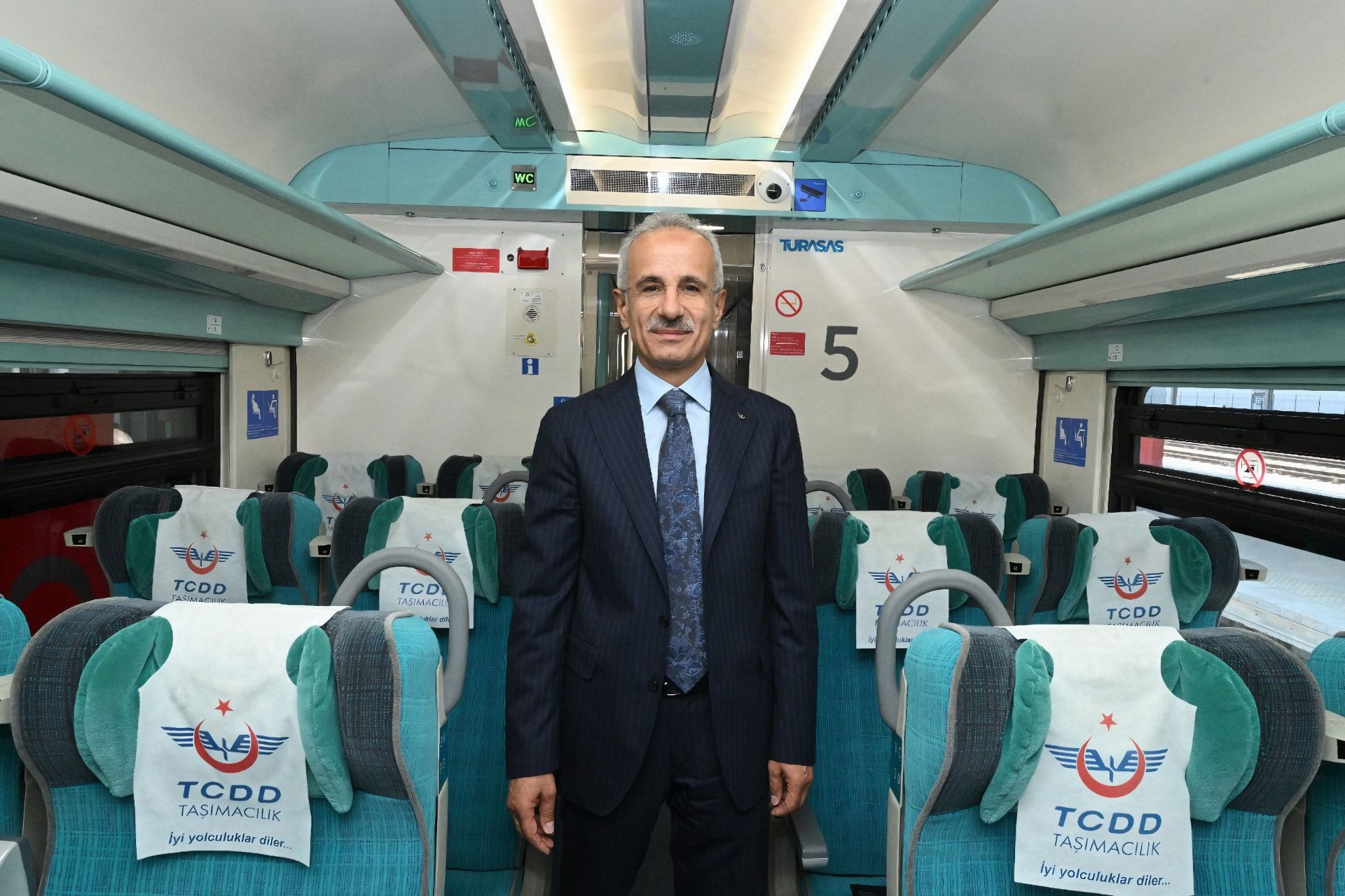 bakan uraloğlu raylarda bayram trafiği