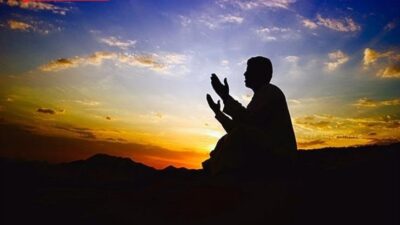 Birini Unutmak İçin Dua Aşk acısı, terk edilmişlik hissi ya