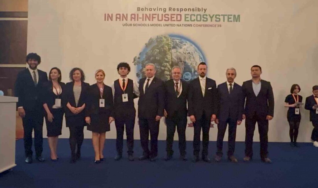 Uğur Okulları'nın düzenlediği Model Birleşmiş Milletler'de öğrenciler yapay zeka etik
