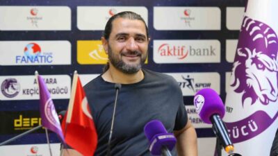 Ümraniyespor Teknik Direktörü Bülent Bölükbaşı, Ankara Keçiörengücü maçında takımının üretken