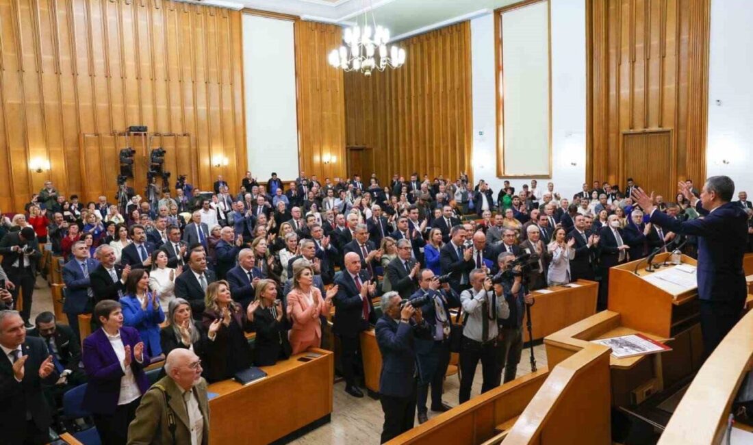 CHP Genel Başkanı Özgür Özel, İmamoğlu'nun tutuklanmasını darbe girişimi olarak