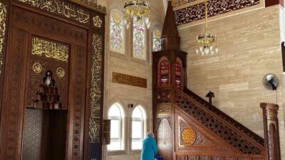 Çorum Belediyesi, mescitler ve camilerin düzenli temizliğini sağlayarak halkın daha