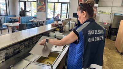 Çorum'da zabıta ekipleri, hastane ve okul kantinleri ile marketlerde sağlık