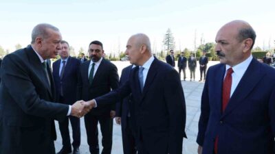 Cumhurbaşkanı Erdoğan, Türkiye Bisiklet Federasyonu heyetini kabul etti ve millî
