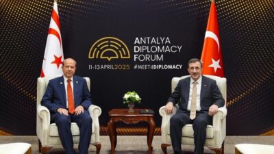 Cumhurbaşkanı Yardımcısı Cevdet Yılmaz, KKTC Cumhurbaşkanı Ersin Tatar'la Antalya Diplomasi