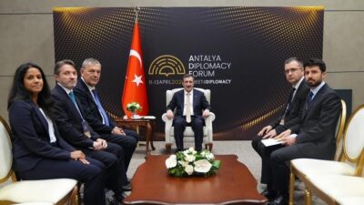 Cumhurbaşkanı Yardımcısı Cevdet Yılmaz, UNRWA Genel Komiseri Philippe Lazzarini'yle Filistin'e