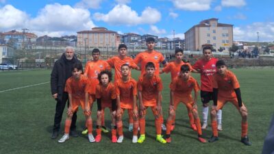 Yerköy temsilcisi Volkanspor U15 futbol takımı, ligin ilk haftasında Akdağmadeni