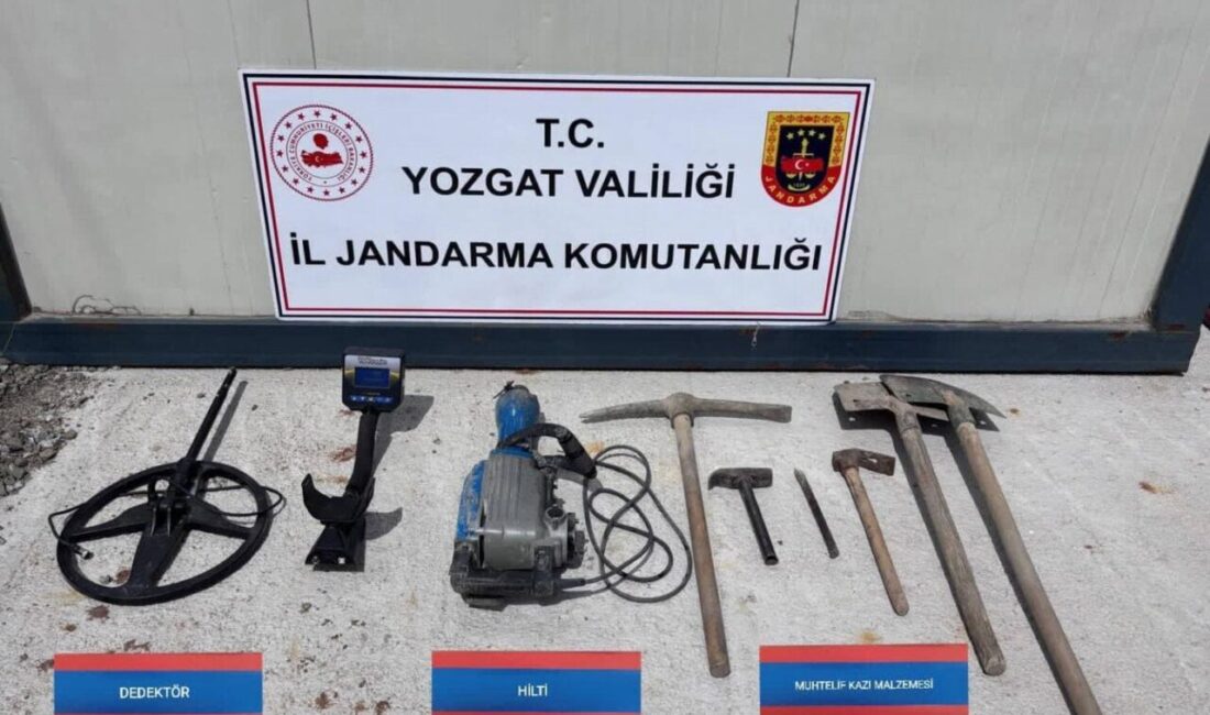Yozgat'ın Sorgun ilçesinde kaçak kazı yapan V.K., E.U., R.T. ve