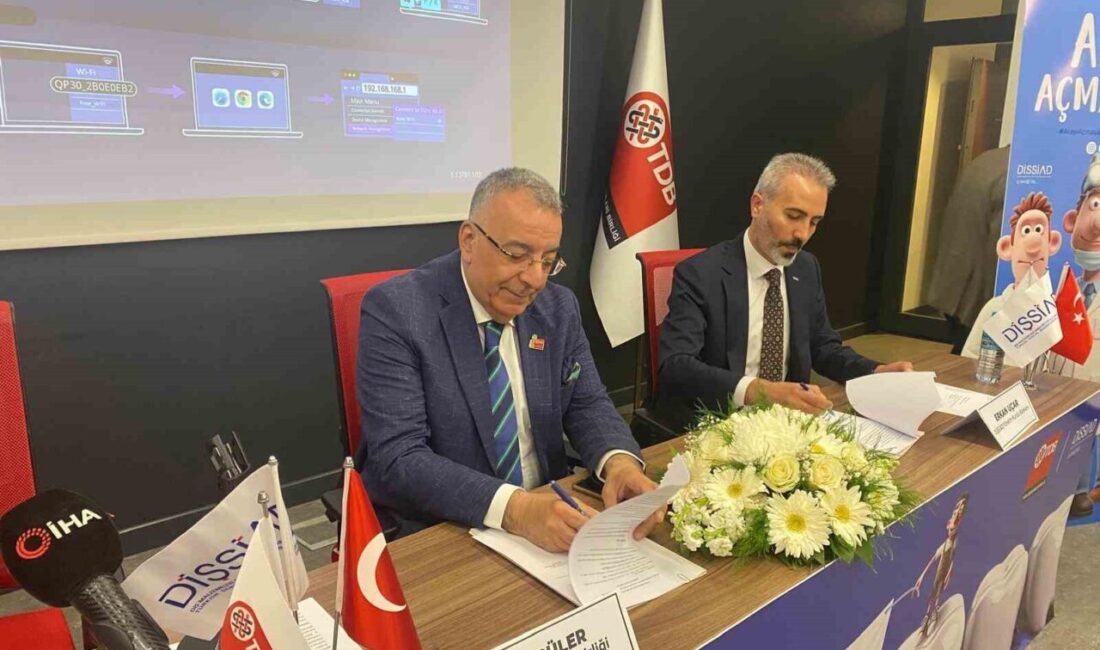 Ankara'da başlatılan 'Arayı Açmayalım' projesi, ağız ve diş sağlığına farkındalığı