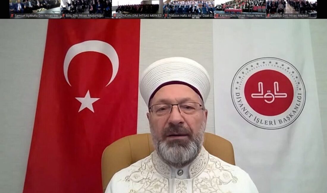 Diyanet İşleri Başkanı Ali Erbaş, Diyanet Akademisi'nde verilen eğitimlerin sadece