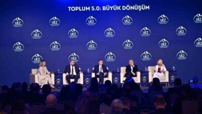 Bahçeşehir Koleji Genel Müdürü Özlem Koç, UEZ 2025'te karakter gelişiminin