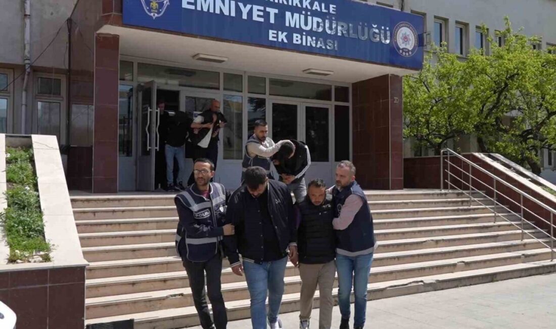 Eşinin telefonuna mesaj atan akrabasını sokak ortasında vurdu: 5 gözaltı Kırıkkale'de eşinin telefonuna mesaj