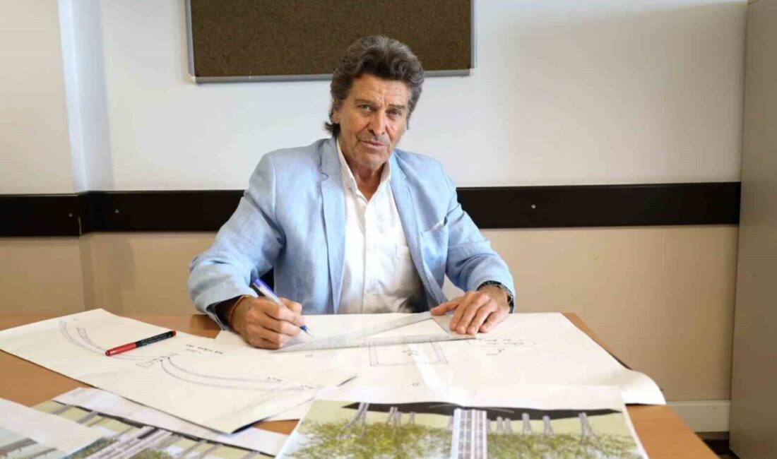 İEÜ İnşaat Mühendisliği Bölüm Başkanı Prof. Dr. Celalettin Kozanoğlu, İstanbul'daki