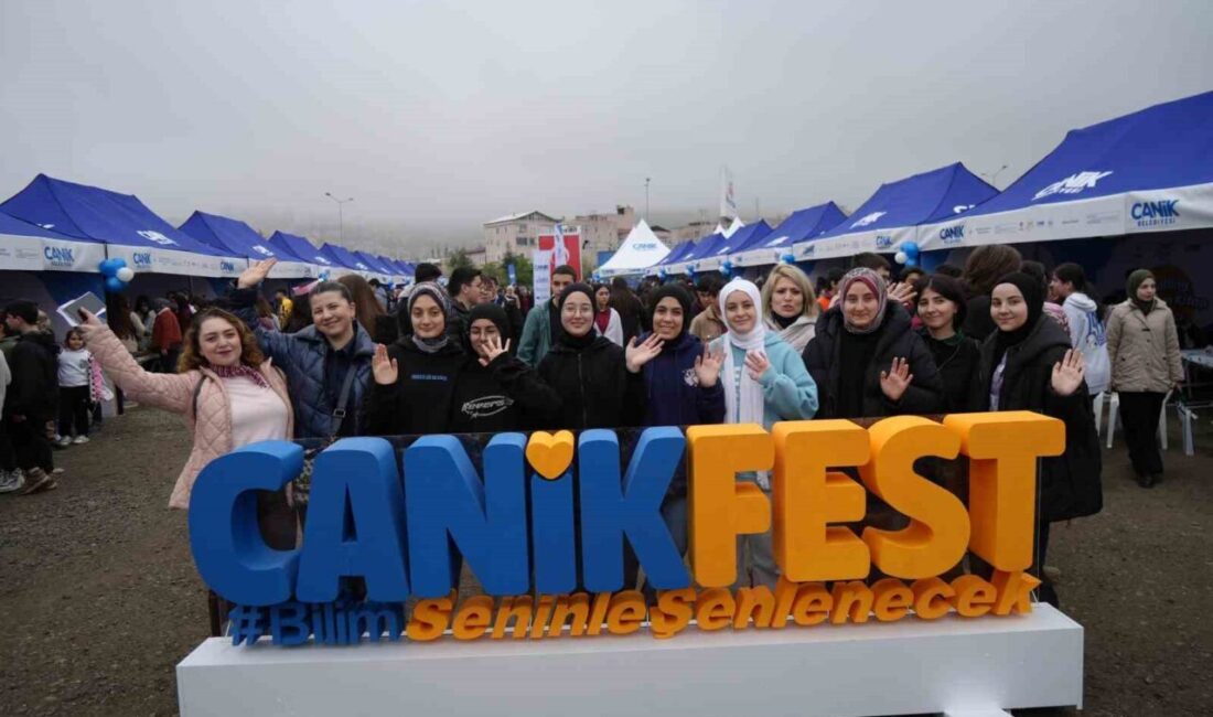 Samsun'un Canik Belediyesi tarafından düzenlenen CANİKFEST, Karadeniz Bölgesi'nin ilk ve