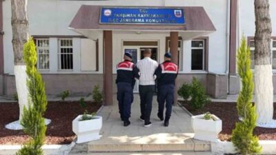 Kırıkkale'de aranan hükümlüler jandarma ekiplerince yakalanarak cezaevine teslim edildi. A.K.,