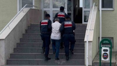 Kırıkkale'de jandarma ekipleri tarafından aranan 4 hükümlü şahıs, cezaevine gönderildi.