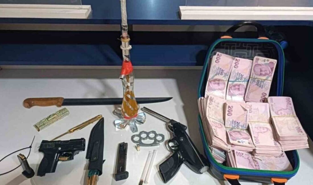 Kırıkkale’de kişiyi hürriyetinden yoksun bırakan 4 zanlı tutuklandı Kırıkkale'de kişiyi hürriyetinden yoksun
