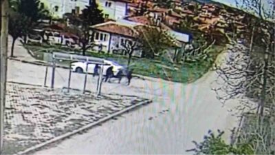 Kırıkkale'de otobüs durağına zarar veren O.T. adlı çocuk, polis tarafından