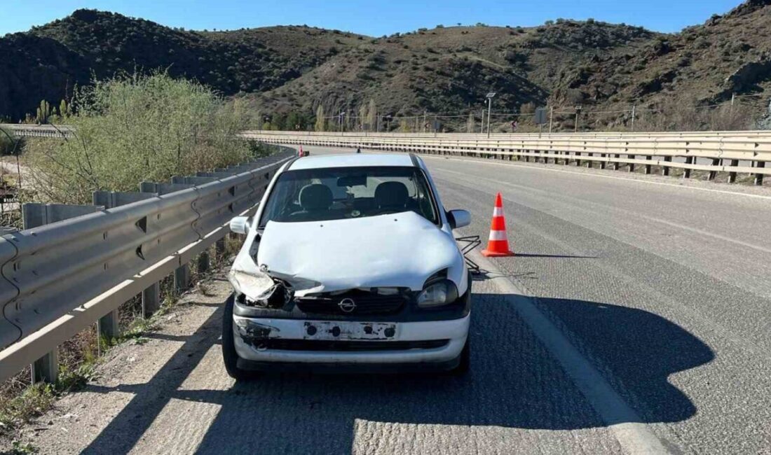 Kırıkkale’de otomobil bariyerlere çarptı: 1 yaralı Kırıkkale'de meydana gelen kazada