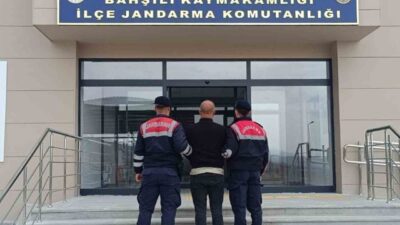 Kırıkkale'de "silahlı tehdit" suçundan aranan H.B. isimli mahkum, jandarma ekipleri