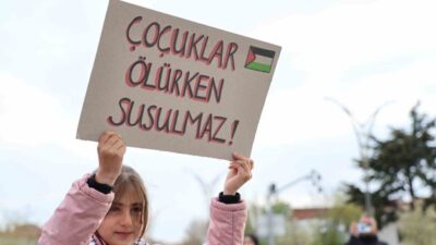 Kırşehir'de sivil toplum kuruluşları İsrail'in Filistin'e yönelik saldırılarını protesto etti.