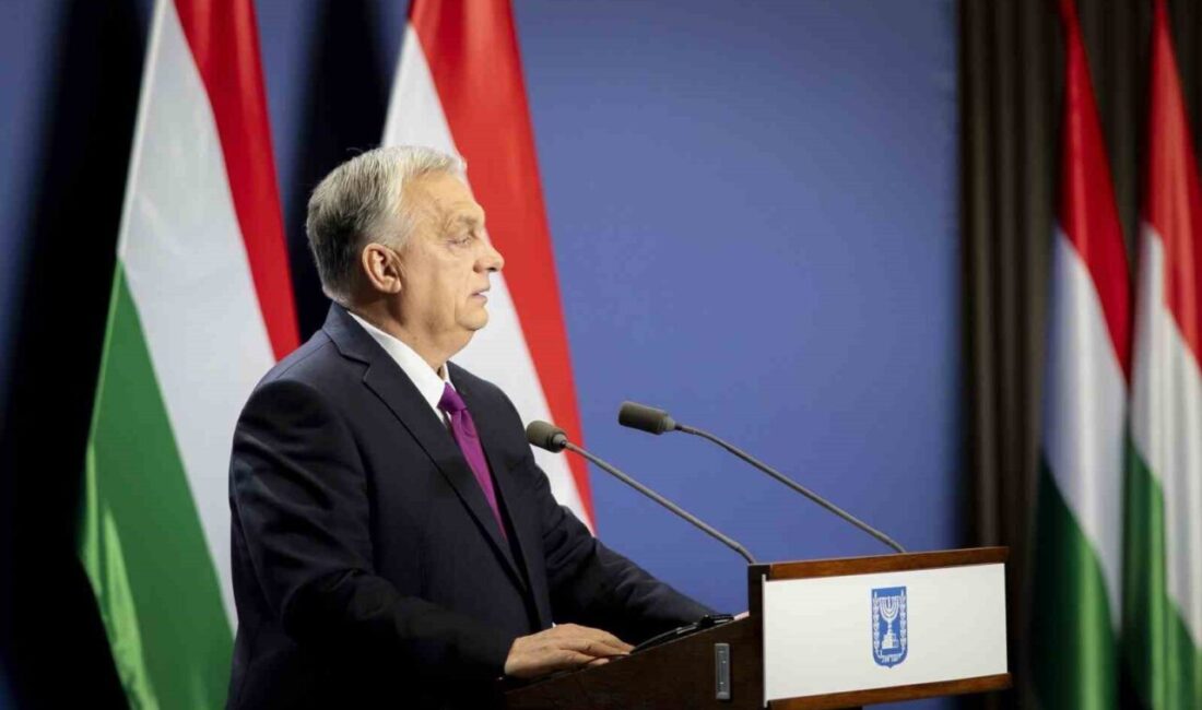 Macaristan Başbakanı Orban, Uluslararası Ceza Mahkemesi'nden çekilme kararını siyasi bulduğunu