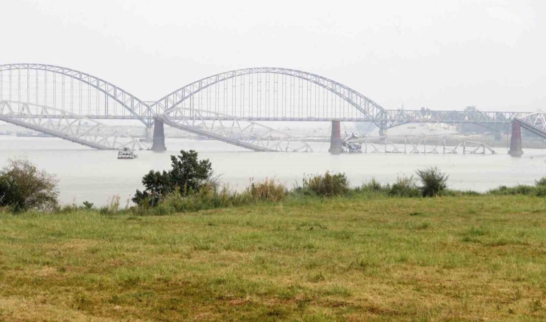 Myanmar'da meydana gelen 7.7 ve 6.4 büyüklüğündeki depremlerde hayatını kaybedenlerin