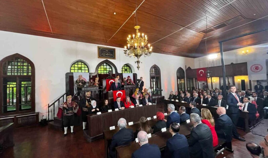 TBMM Başkanı Numan Kurtulmuş, Türkiye Cumhuriyeti'nin hedeflerinin güncellenmesi gerektiğini belirtti.