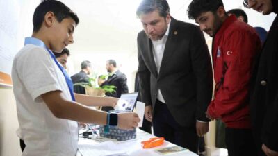 Elazığ'da Ali Kuşçu Bilim ve Sanat Merkezi'nde düzenlenen TÜBİTAK 4006