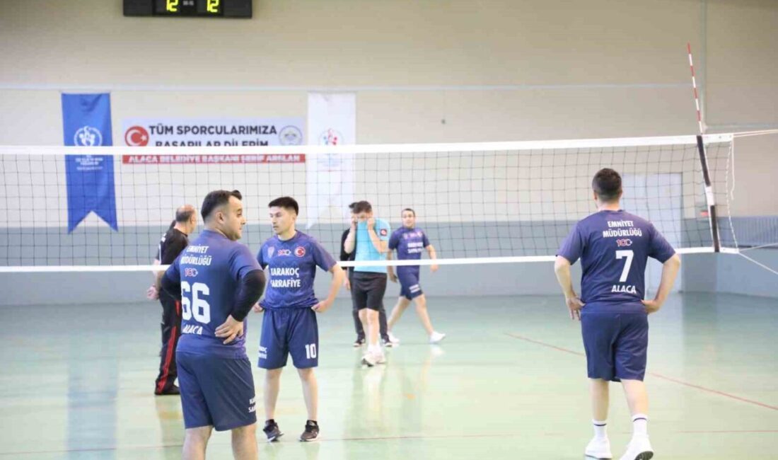 Polis Haftası kutlamalarına voleybol maçı renk kattı Alaca ilçesinde Türk Polis